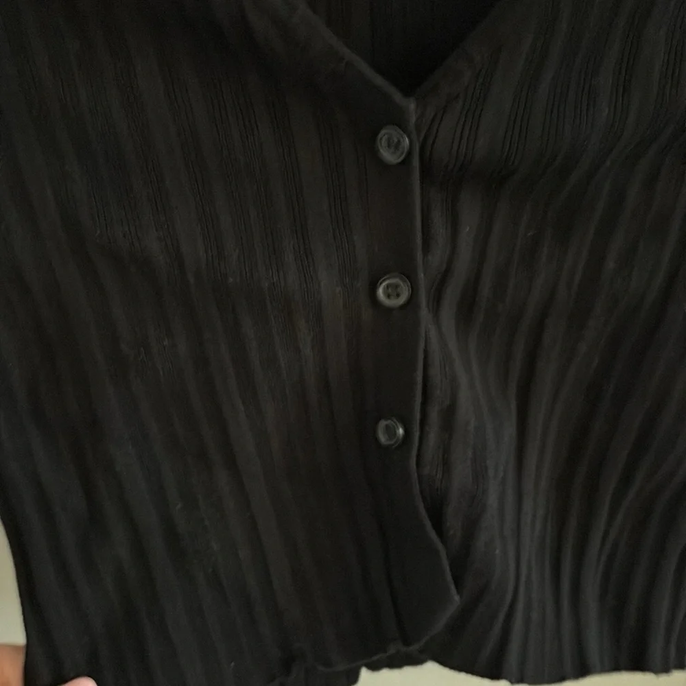 Garage Ribbed Button‎ Down Top - Picture 2 of 6